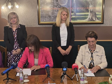 Podpis pogodbe_vodovod_moravci_junij2026