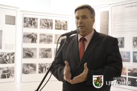 P1770560