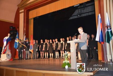 Proslava8