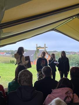 Učenke OŠ Janka Ribiča Cezanjevci